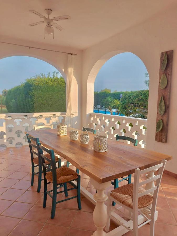 Villa Connie Serranova Экстерьер фото